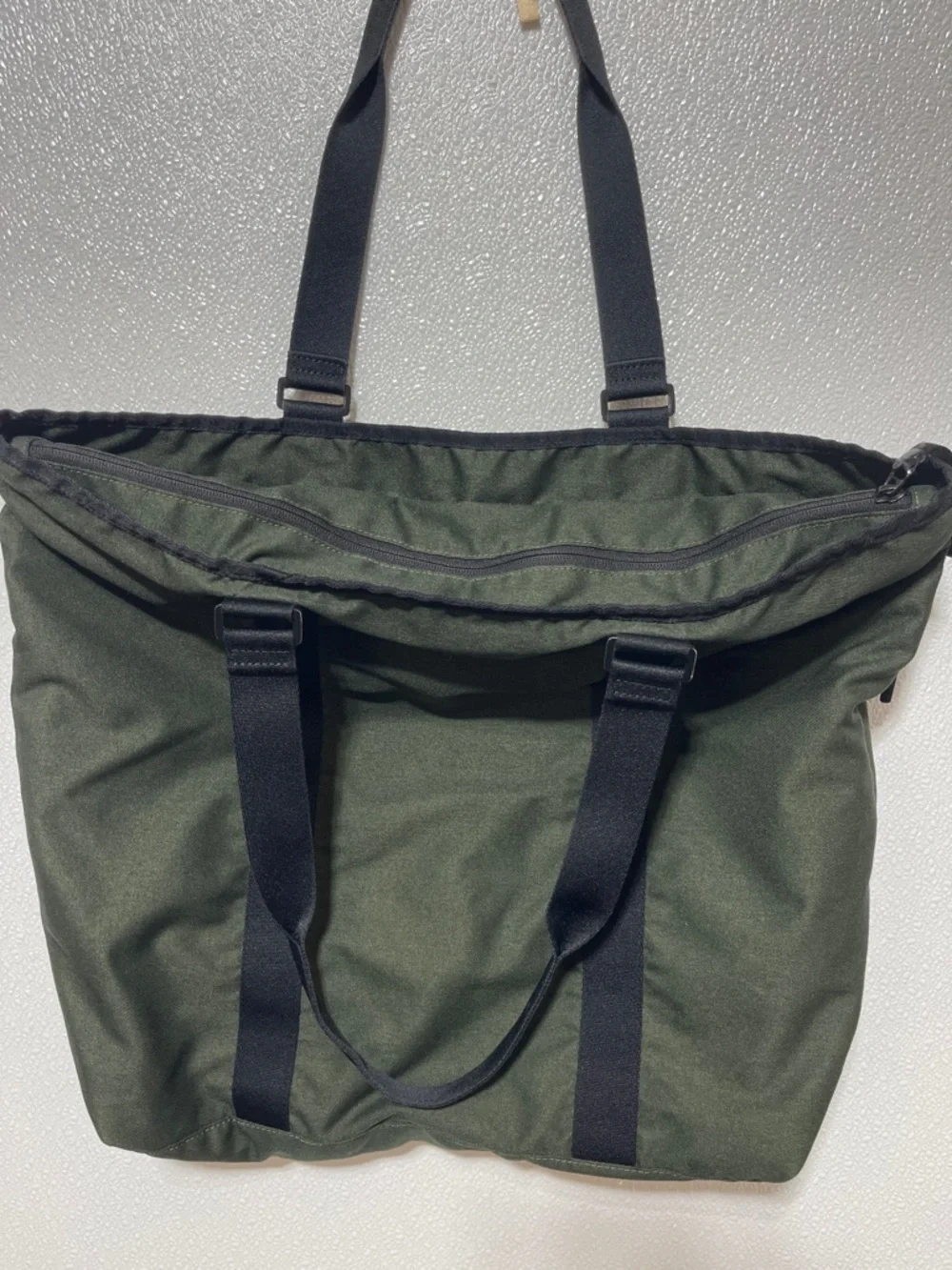 2/$40 Nike Olive Green Messenger Tote with Black Straps - Picture 4 of 10